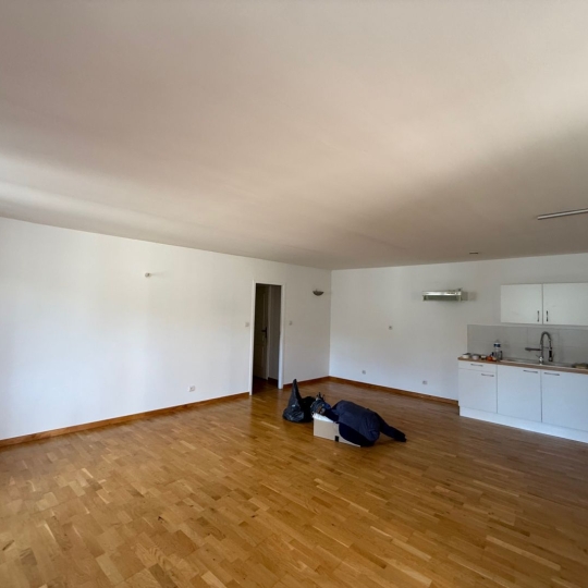  Terra d'oc immo : Appartement | LEZIGNAN-LA-CEBE (34120) | 94 m2 | 695 € 