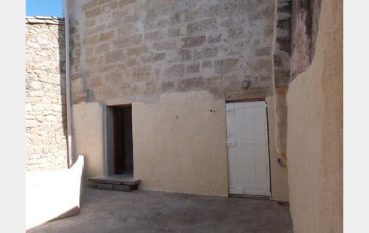 Maison de village MONTAGNAC 95 m2 135 000 € Maison de village MONTAGNAC 95 m2 135 000 €
