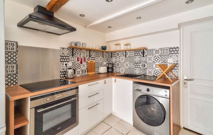 Maison MONTAGNAC 45 m2 75 000 € Maison MONTAGNAC 45 m2 75 000 €